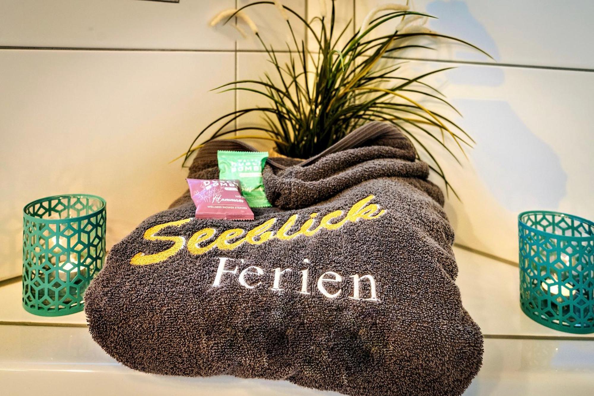Ferienhaus Lieblingsplatz By Seeblick Ferien Oro, Direkte Wasserlage,Sauna,Kamin Olpenitz Luaran gambar